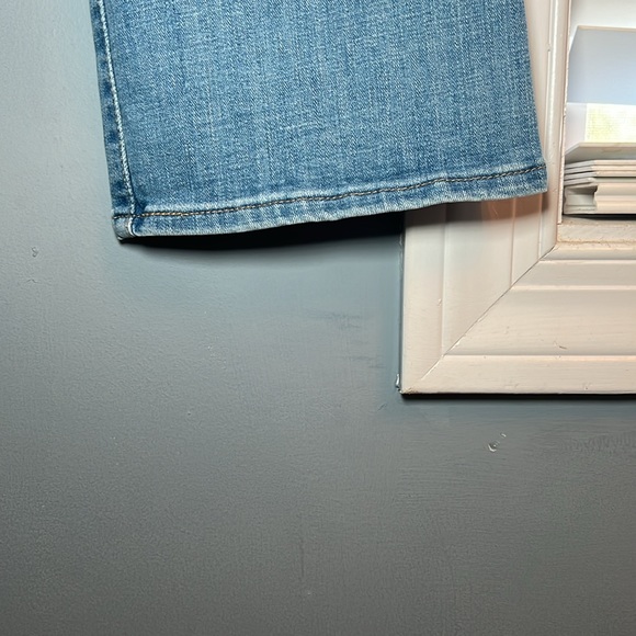 Levi’s Strauss Classic Light Denim Boot Cut Jeans Zero Distressing Size 4 - Picture 7 of 8